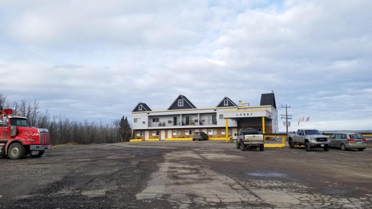 Hillview Motel Vanderhoof Exterior photo
